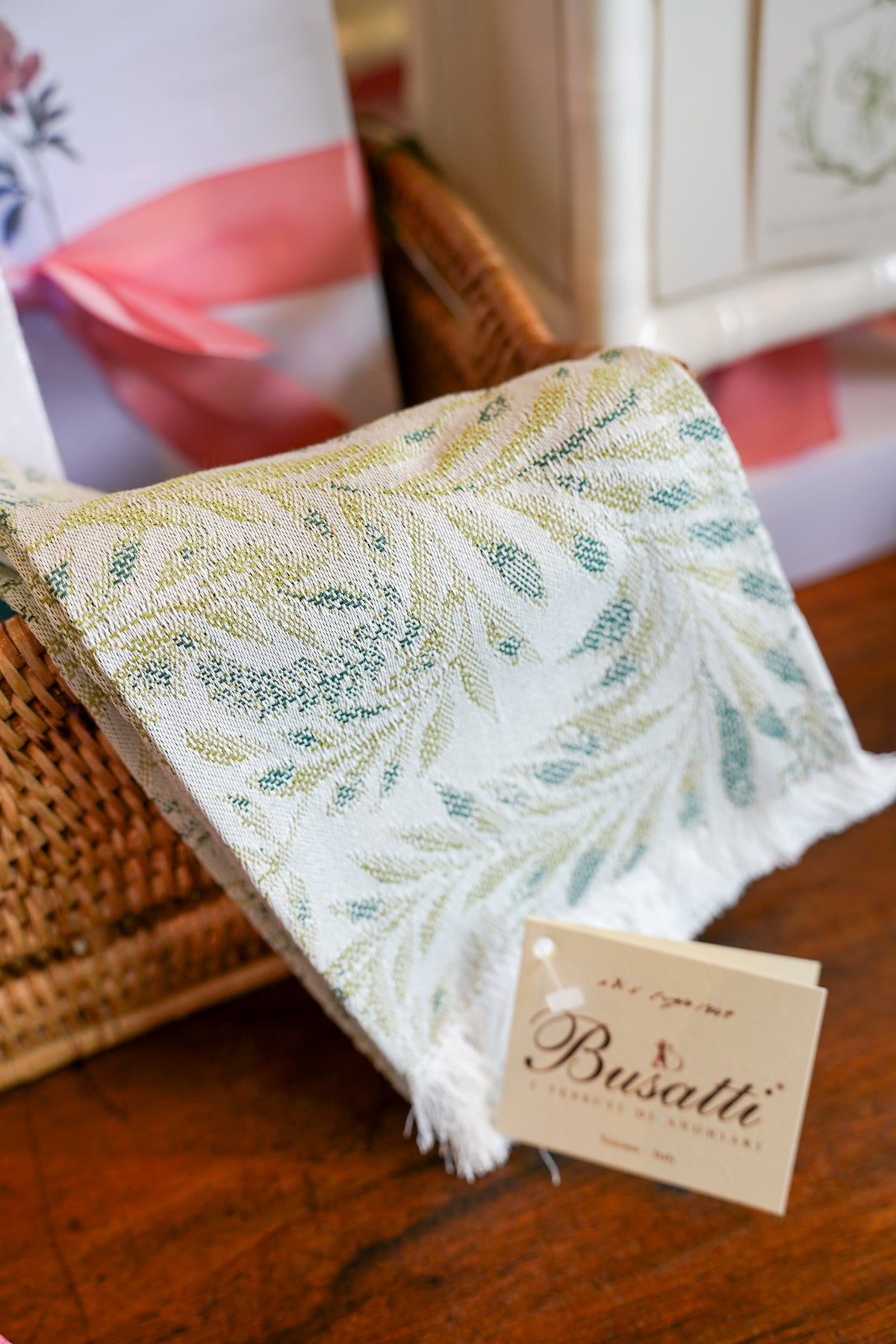 Kenzia Green Guest Towel with Fringe | Busatti Col. 55/77