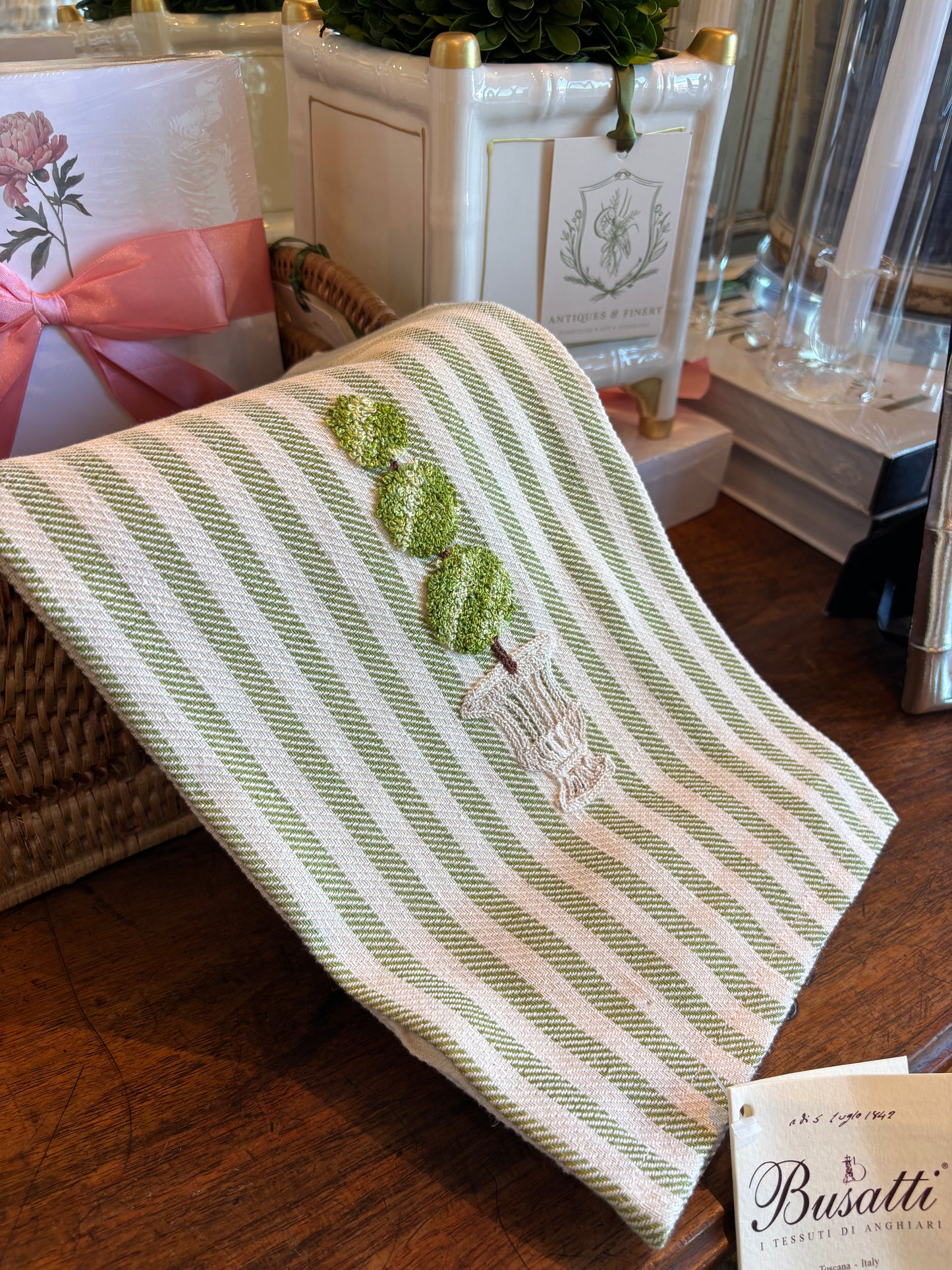 Hand Embroidered Topiary 4 Christmas Tree Apple Green | Busatti Pomelo Kitchen Towel | Col. 8