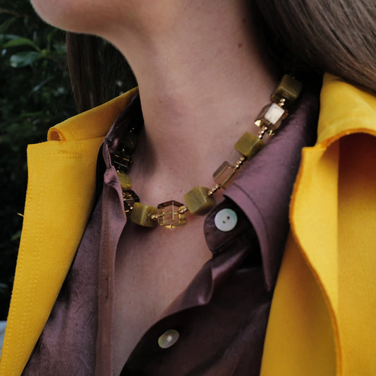 Pochette Burgundy | Dirty Martini Cubes