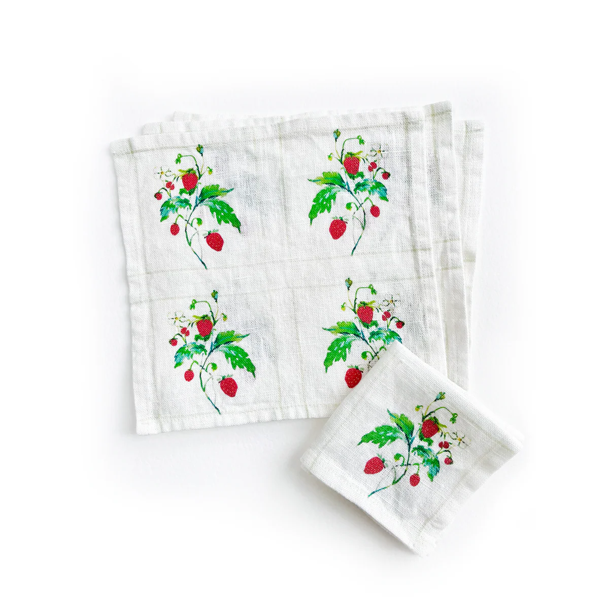 Wild Strawberries | Cocktail Napkins set of 4