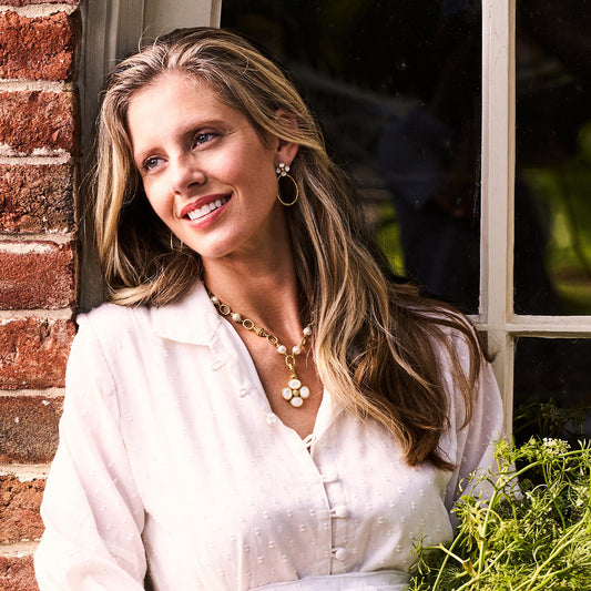 Berry Clover Teardrop Earrings - MOP