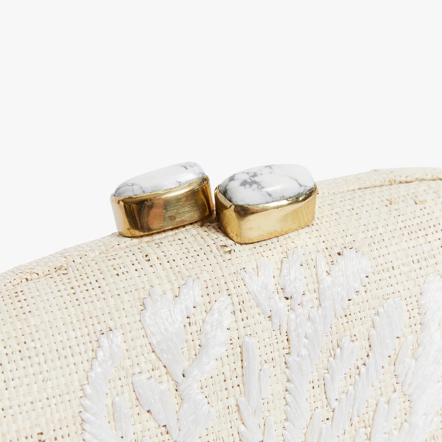 Coral Clutch White - Pamela Munson