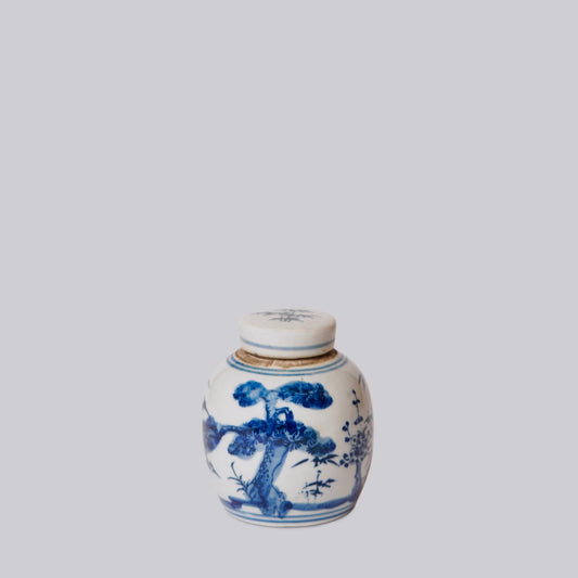 Blue and White Porcelain Mini Three Friends Round Jar C655