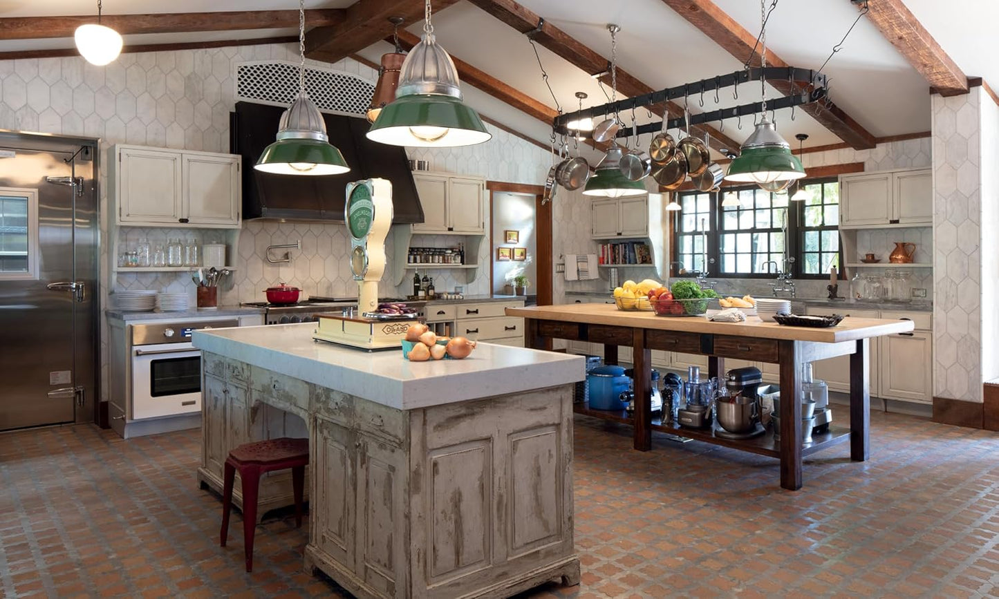 Homes of Quiet Elegance: A Collection of Recent Works by Wade Weissmann Architecture