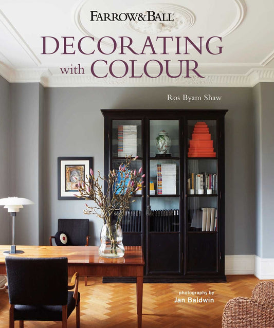DECORATING WITH COLOUR