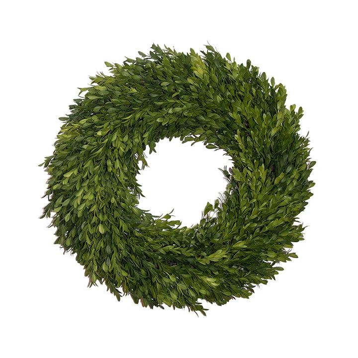 Round Boxwood Wreath 18"