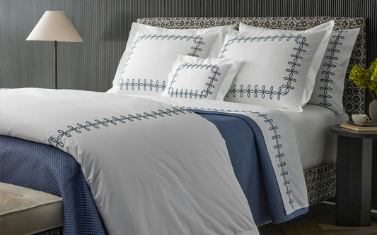 Matouk Gordian Knot King Duvet in Wedgwood