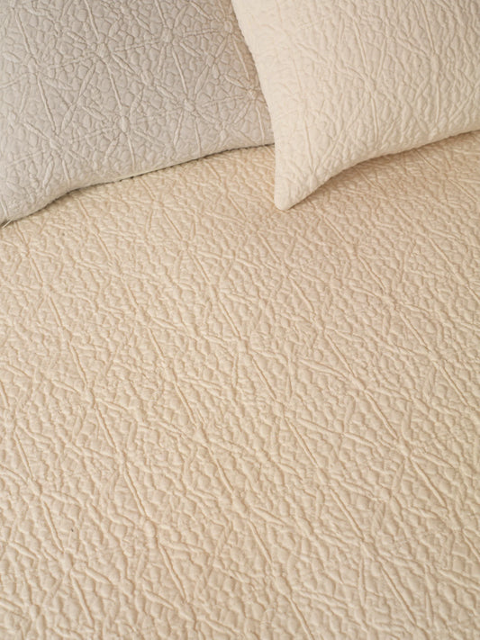 King Bed Coverlet | Cervino