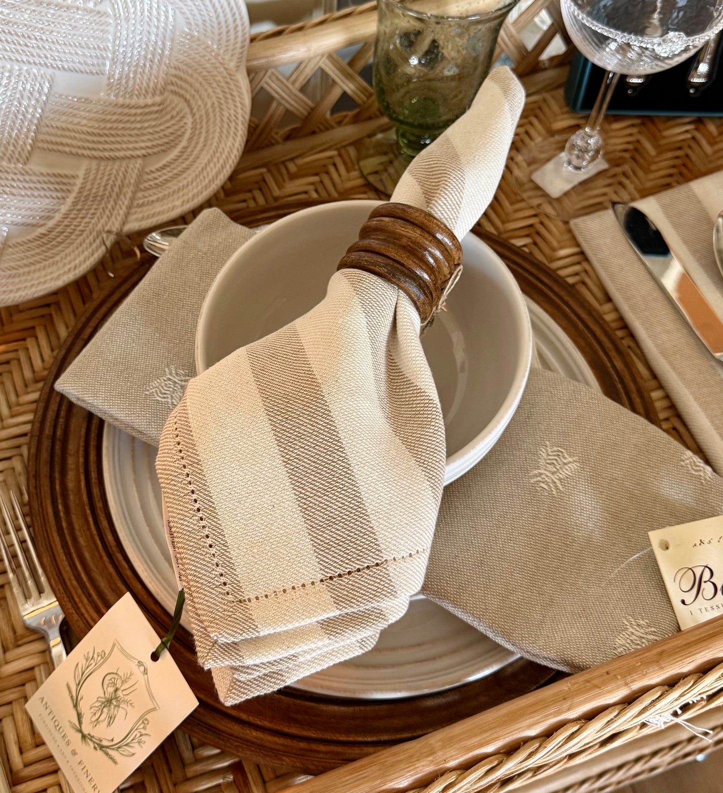 BUSATTI -  NAPKINS BRISCOLA RIGATA 20" COL 113 HEMSTITCH