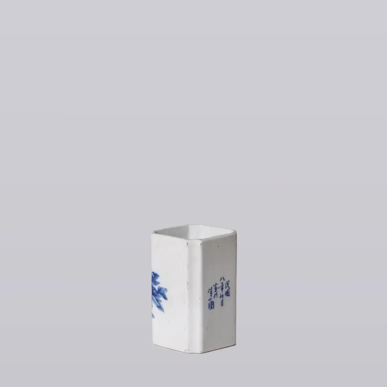 1920s Blue and White Porcelain Peony Square Vase C680