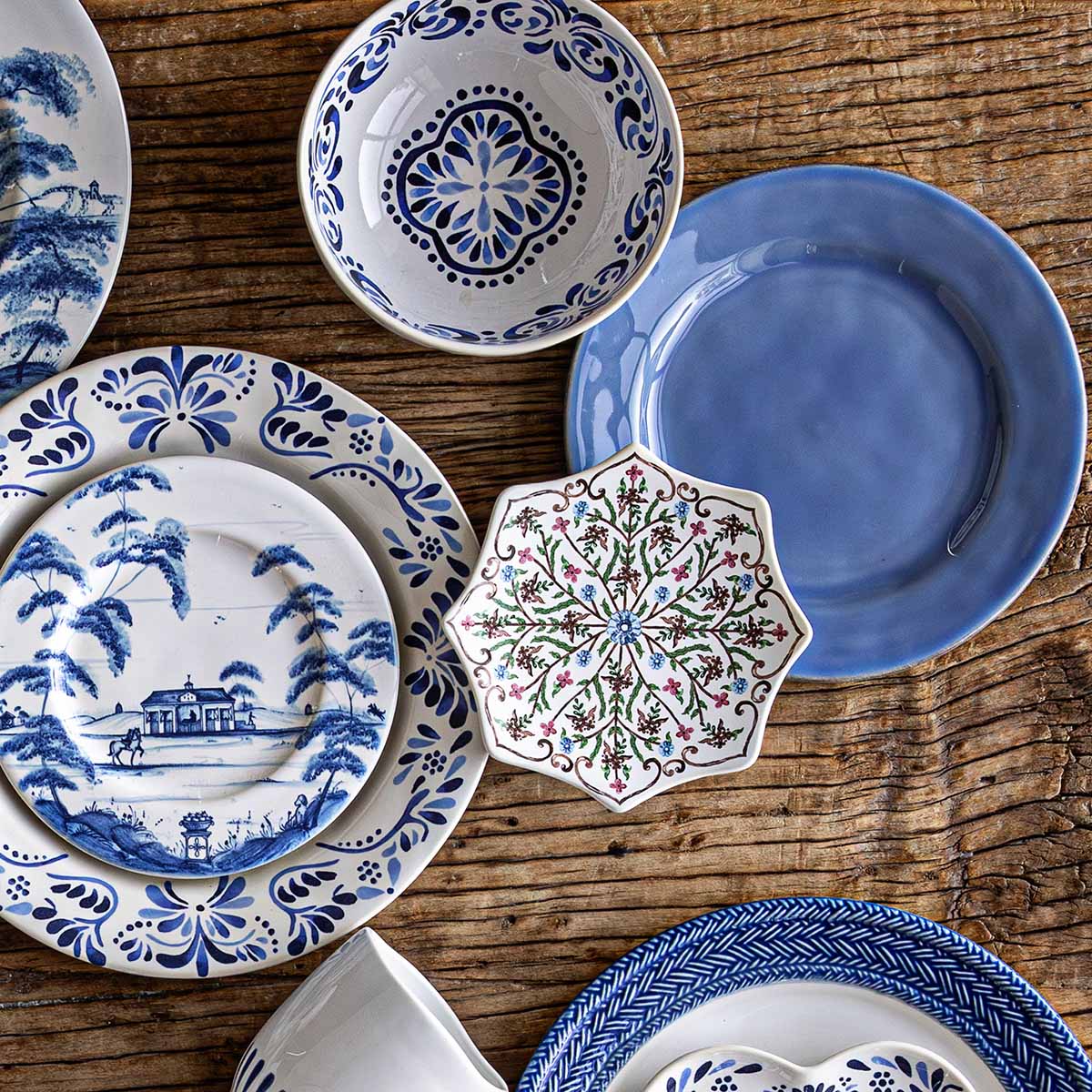 Country Estate Dinner Plate - Delft Blue