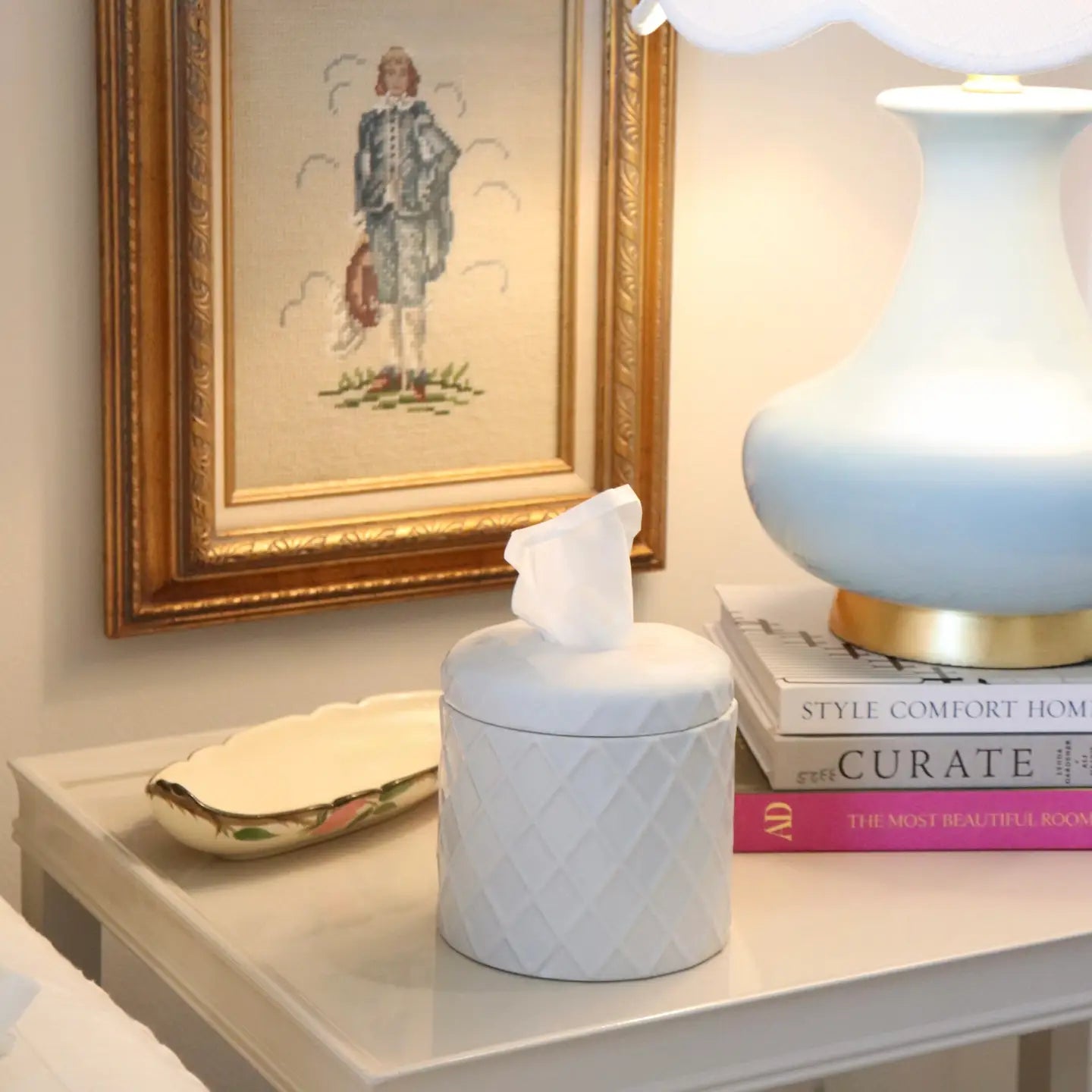 The Chloe Tissue Vessel | Chloe White Lattice