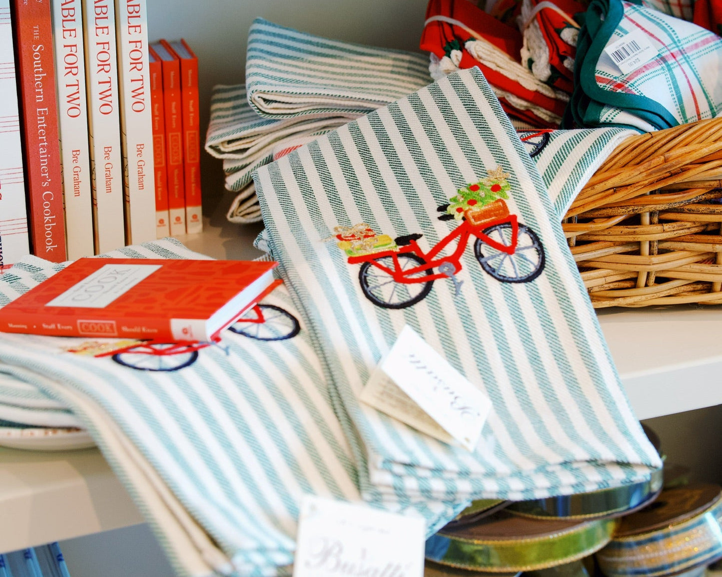 Bike With Presents | Busatti Pomelo Kitchen Towel | Col. 113/111