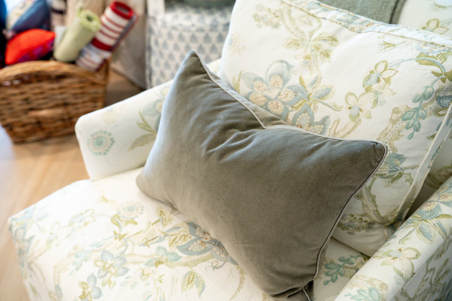 Giorgio Layla Grey Band Pillow