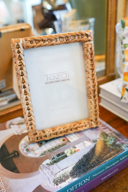 Two's Company - EBH007 Woven Rattan Frame 5x7