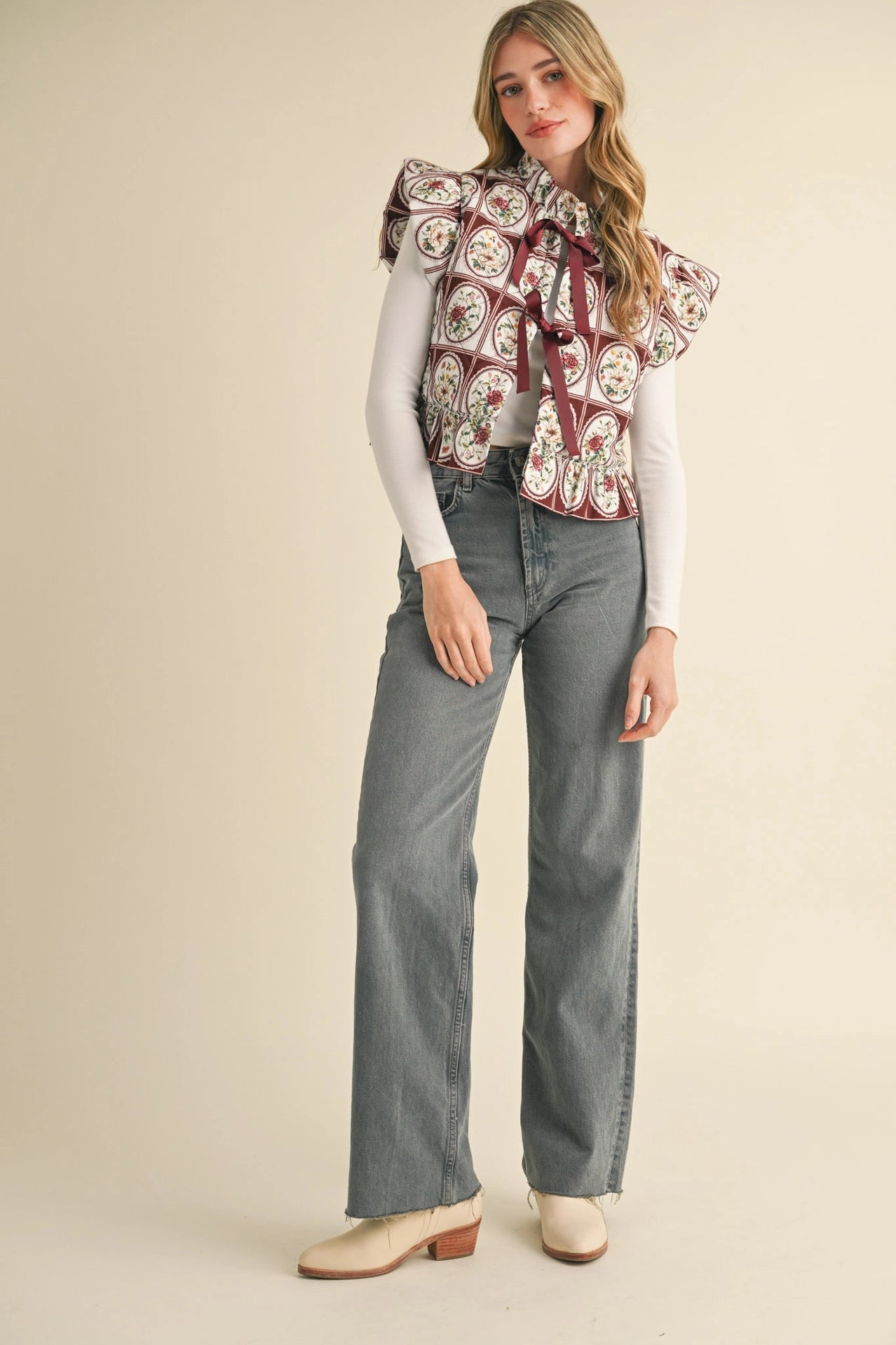 Exclusive Print Flutter Sleeve Floral Puff Vest