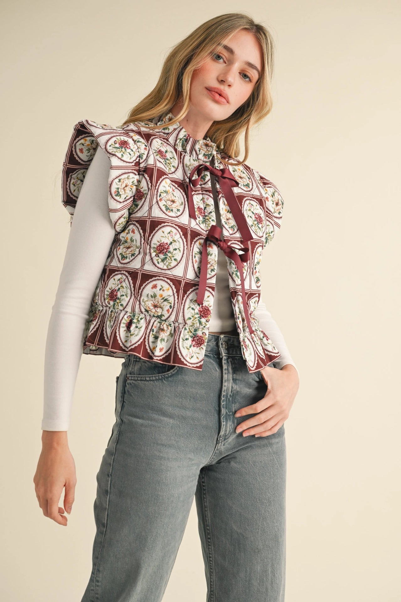 Exclusive Print Flutter Sleeve Floral Puff Vest