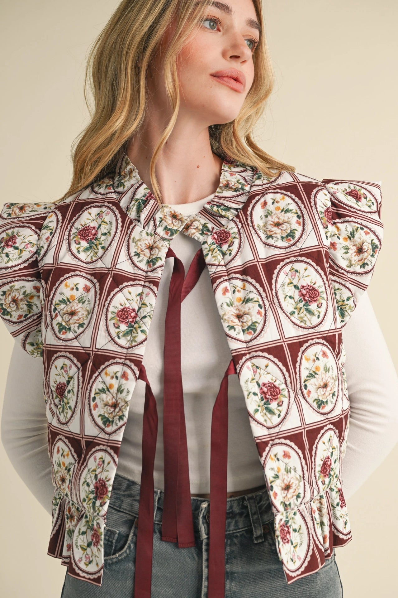 Exclusive Print Flutter Sleeve Floral Puff Vest