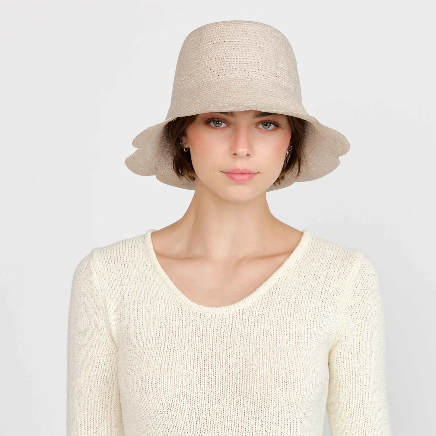 Scallop Crochet Bucket Hat | Greige