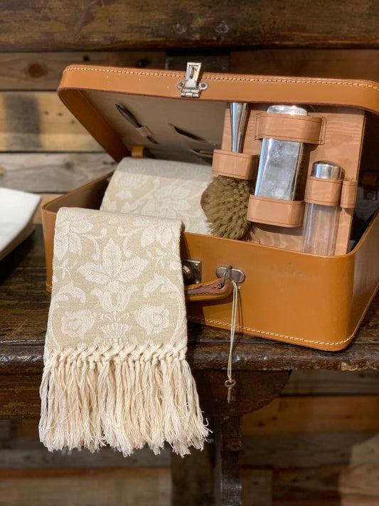 GUEST TOWEL COL. 137 FRINGE (TAN W/ FRINGE)