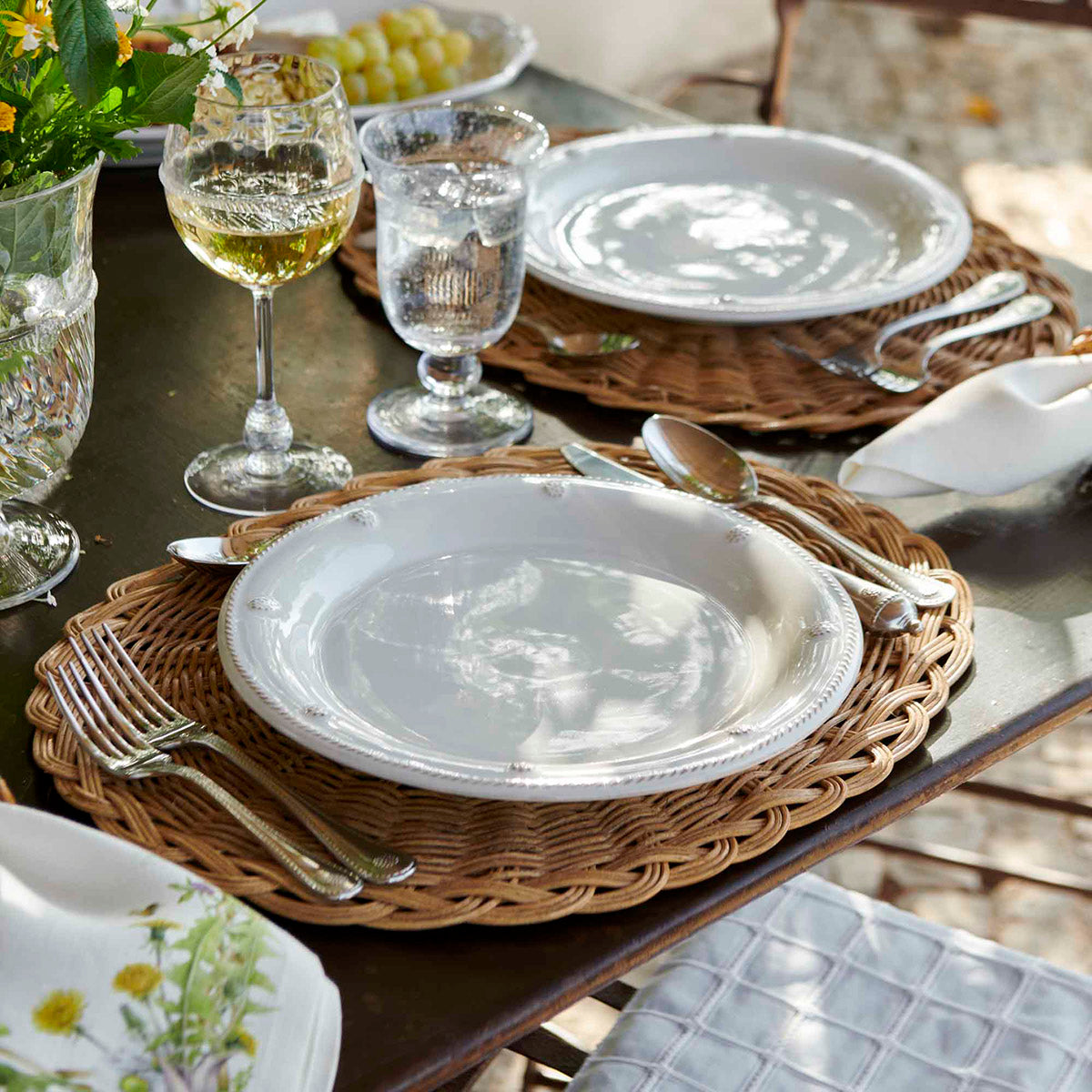 Berry & Thread Dinner Plate - Whitewash