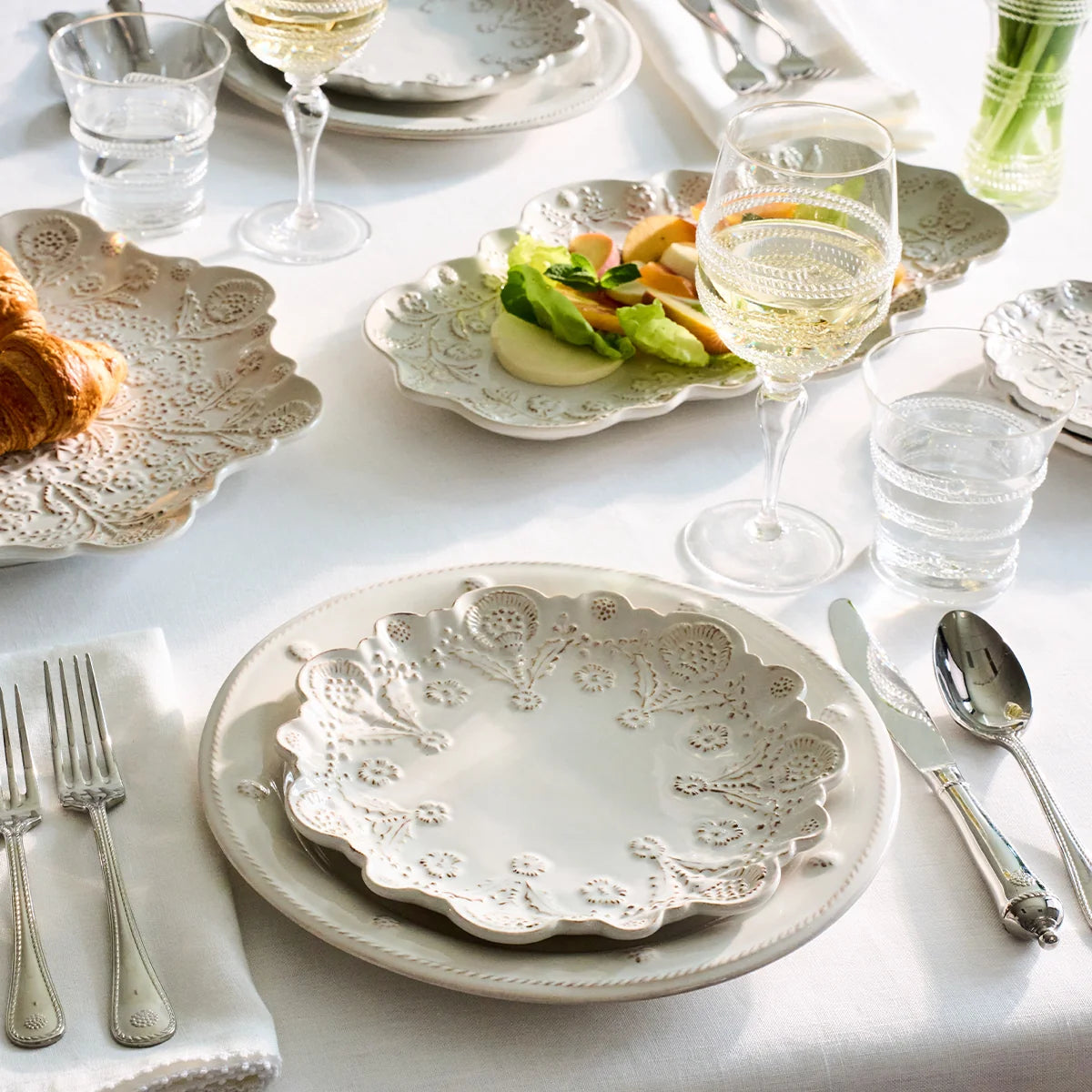 Berry & Thread Thistle Dessert/Salad Plate | Whitewash