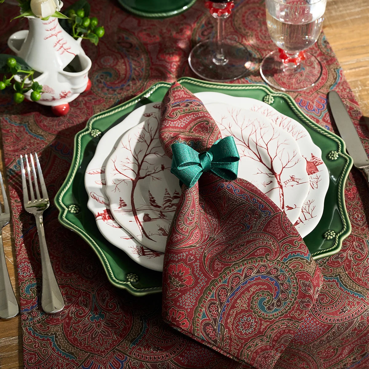 Paisley 18" x 90" Table Runner | Red