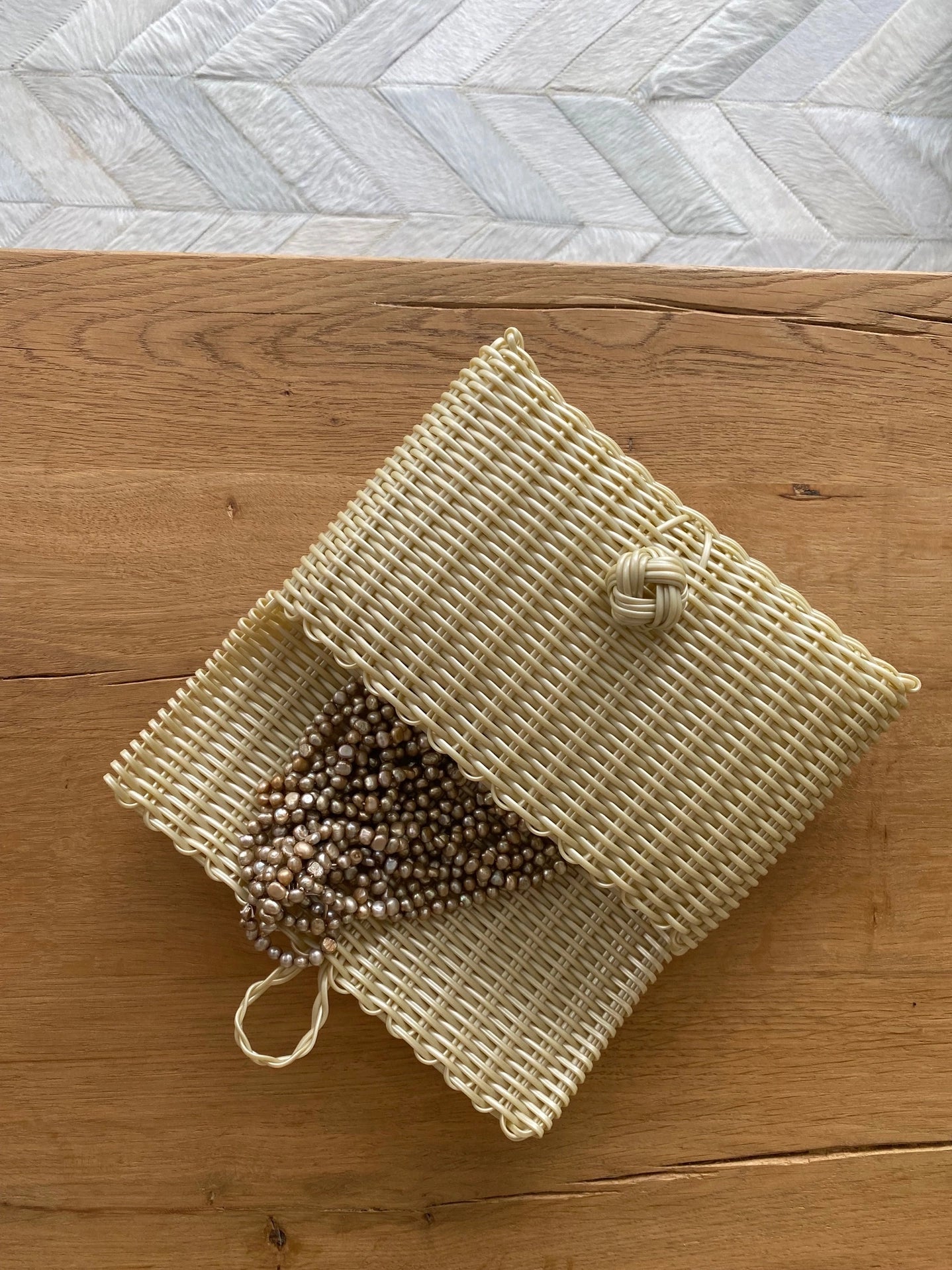 Clutch | Pearl