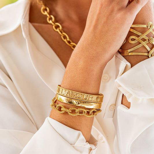 Cleopatra Oval Hinged Bangle - Gold S/M