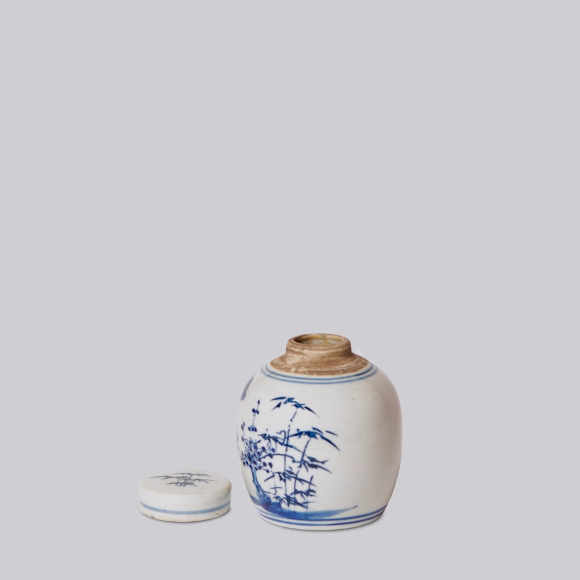Blue and White Porcelain Mini Three Friends Round Jar C655