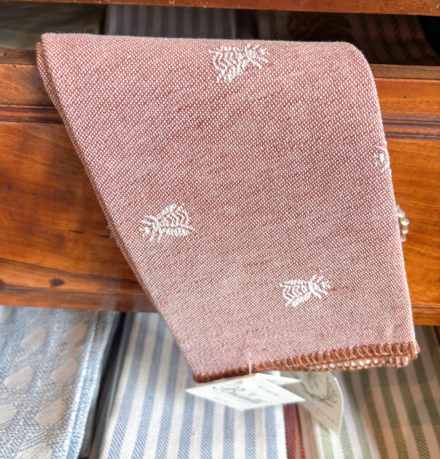 Alveare Light Brown Guest Towel | Busatti Col. 14