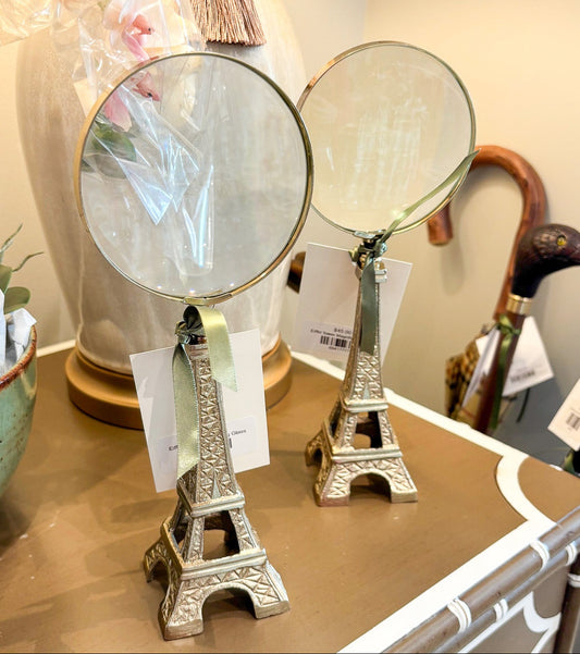 Eiffel Tower Magnifying Glass