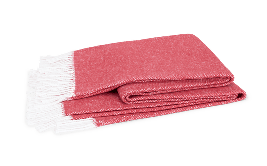 Pezzo Throw | Redberry